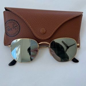Ray-Ban Hexagonal Flat Mirror Lens Sunglasses